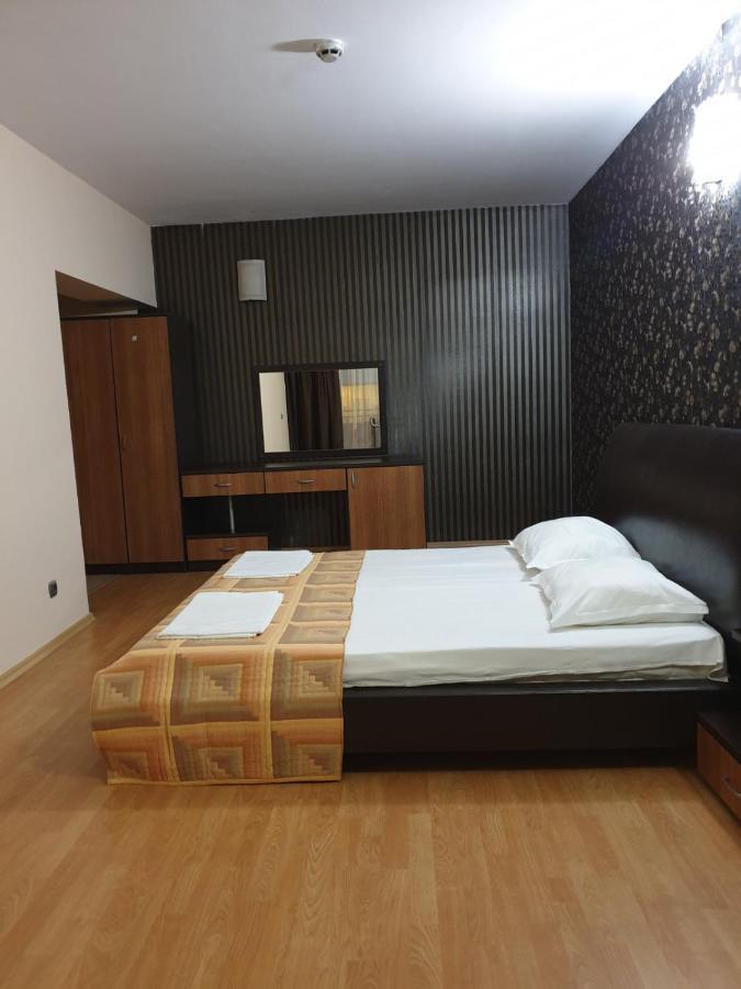 Guest House California Pomorie Buitenkant foto